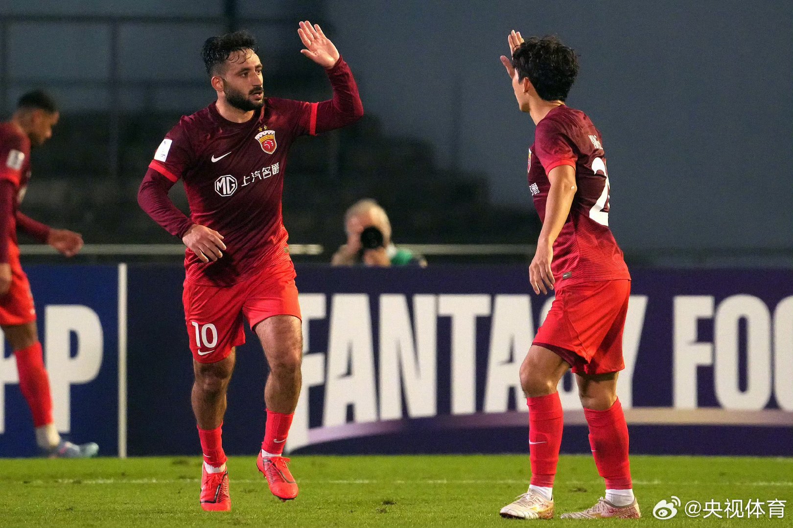 荷甲转会期走向成谜，上海久事刷新队史纪录，震撼外界，控场能力受关注 -九博官网