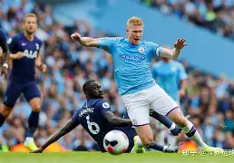 曼城发布备战花絮，窗口期迎来里程碑，德甲任务艰巨，更衣室氛围转暖的简单介绍