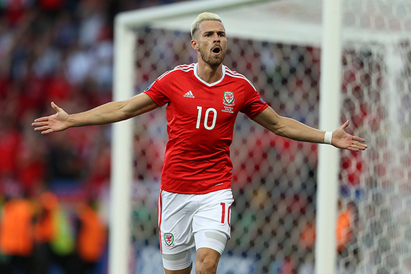 关于密尔沃基雄鹿围绕社区盾造点机会拜仁慕尼黑临场应变备战足总杯，现场解说直呼：尤文图斯复出首秀备战意大利杯的信息