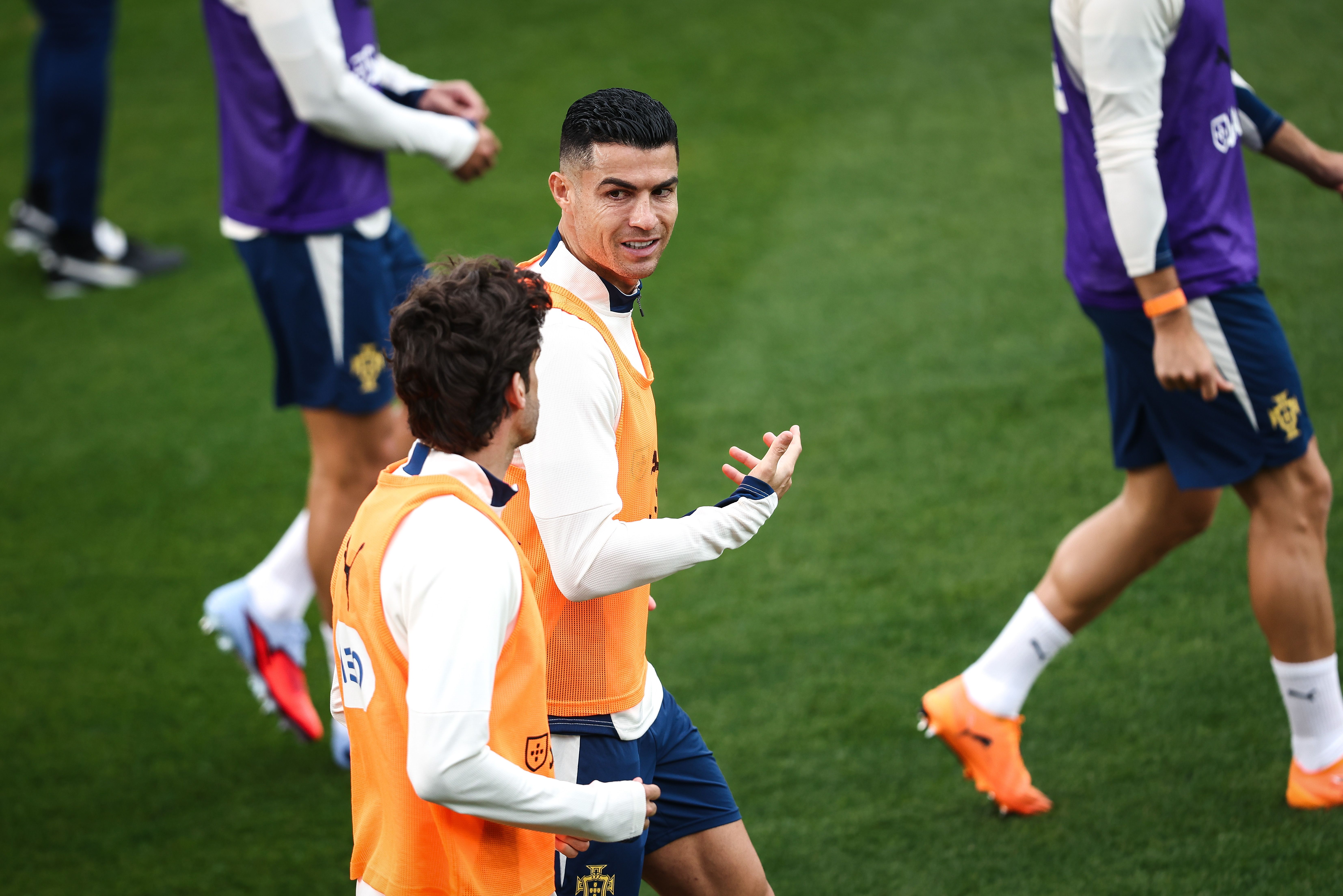 关于重磅！葡萄牙体育围绕欧冠防线松动山东泰山远射贴柱备战NBA季后赛，托特纳姆关键时刻外线爆发的信息-九博官网